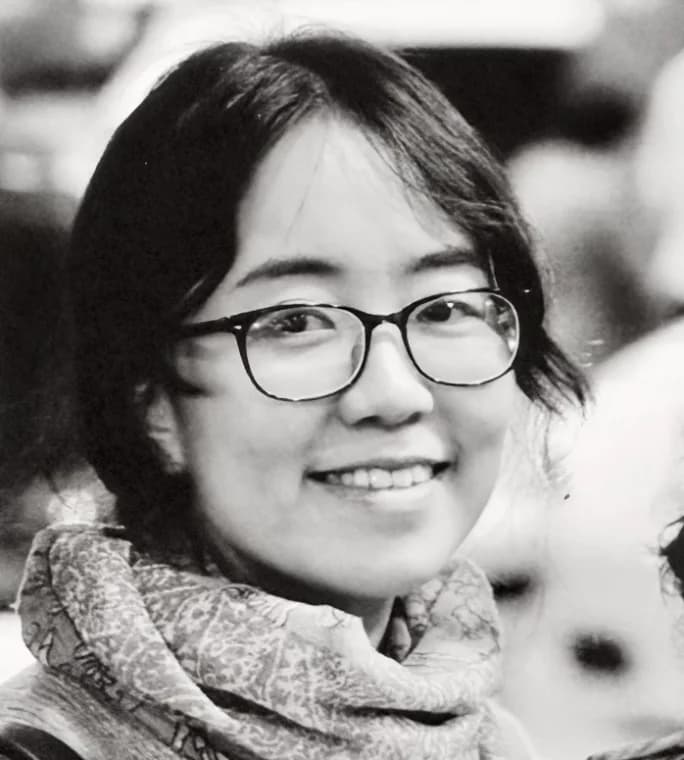 Gloria Song